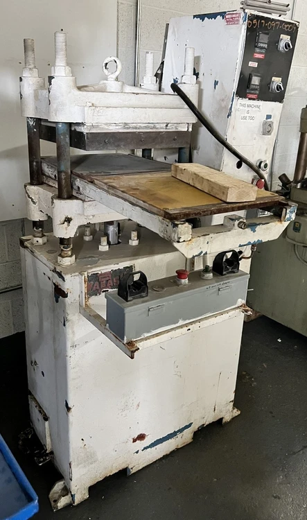 Used WABASH WABASH L0016 PRESS Hydraulic Presses | Alma Machinery #899153