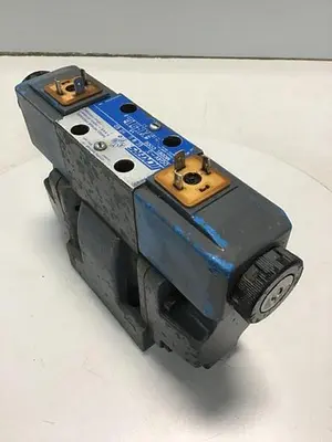 USED VICKERS DG4V-3-6C-M-U-H7-60