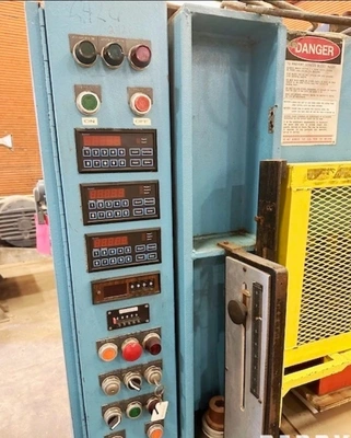 SCHWABE SR-110 Used Hydraulic Presses | PlastiMach Corp (3)