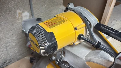 Used _UNKNOWN_ _UNKNOWN_ Double Miter Saws Georgia US | Auction Management Corporation #1548657