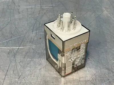 Used ALLEN BRADLEY 700HA32Z24 Relays & Switches Ohio US | HGR 24 #1312264