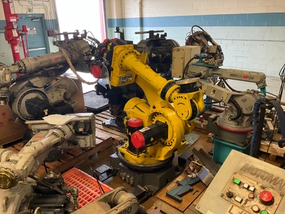 USED 2000 FANCUC S-430IF
