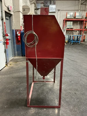 Used WATERLOO _UNKNOWN_ Blast Room (Manual Booth) Ohio US | Equipment Recovery Corp. #1331568