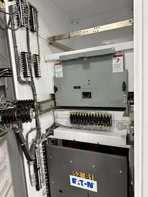 Used _UNKNOWN_ _UNKNOWN_ Switchgears New York US | Apex Auctions #1550774