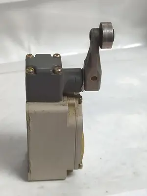 Used OMRON WLH2-LD Miscellaneous Equipment (Electrical & Power) | Surplus Asset Holdings #1194155