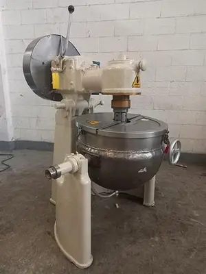 Stainless steel jacketed  26 gallon cooking and mixing kettle