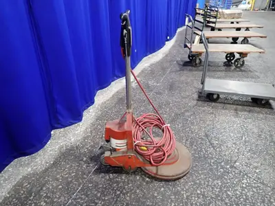 USED CLARKE 1000
