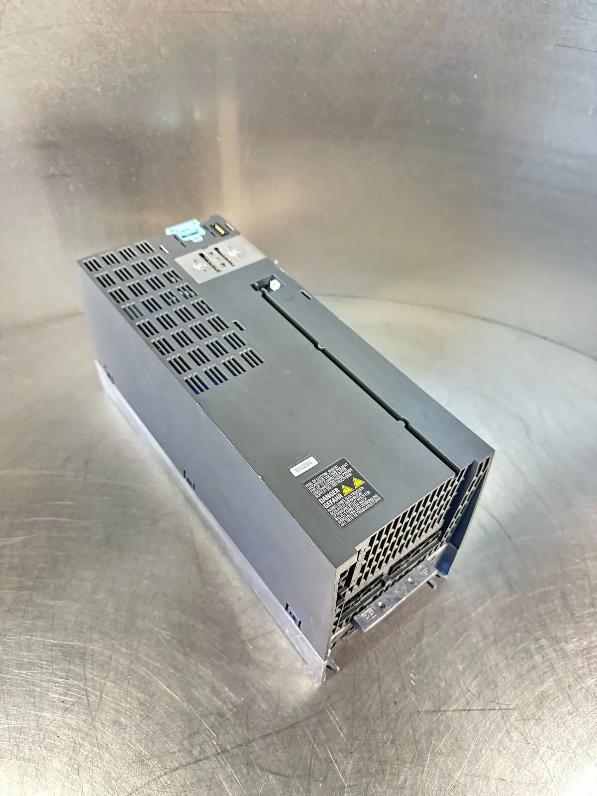 Siemens 6SL3210-1PC22-2AL0 Sinamics PM240-2 6SL32101PC222AL0 (5.2.3)