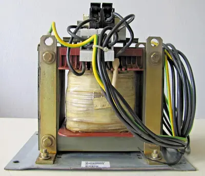 Siemens 5.3 KVA SIDAC-T 4AM6395-0AC40-8AN2  Transformer Input 460V Output 230V