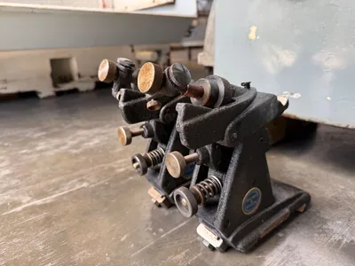 1977 BROWN & SHARPE 1020U Universal Cylindrical Grinders | GMT (17)