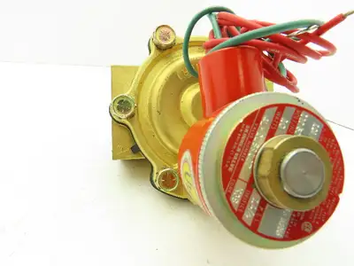 Honeywell Skinner 4LH2LB8127 Brass Solenoid Valve 2-Way NC 120V 125PSI 1-1/2"NPT
