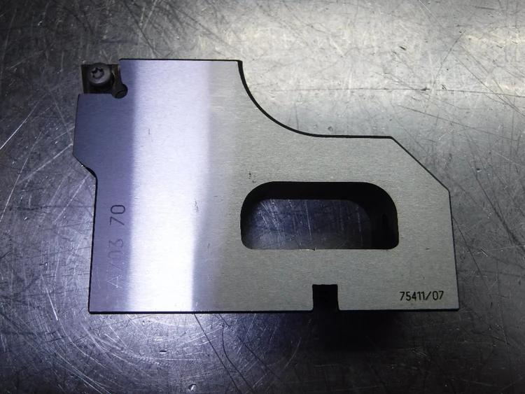Used _UNKNOWN_ _UNKNOWN_ Boring Head Accessories Michigan US | Superior Machine & Tool Inc #210907
