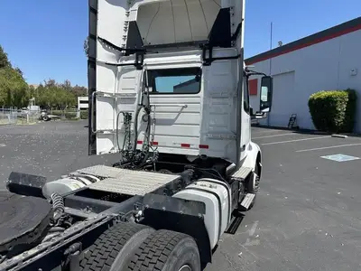 Used 2022 VOLVO VNR64T300 Conventional trucks California US | Ben Kaplan Equipment #1284794