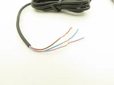 Telemecanique XU2M18KP340W-T Photoelectric Sensor Right Angle 18mm 12-24v