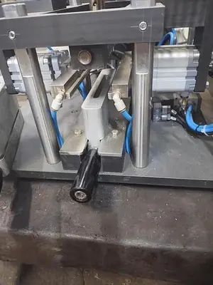 USED 2017 LAMEPLAST L