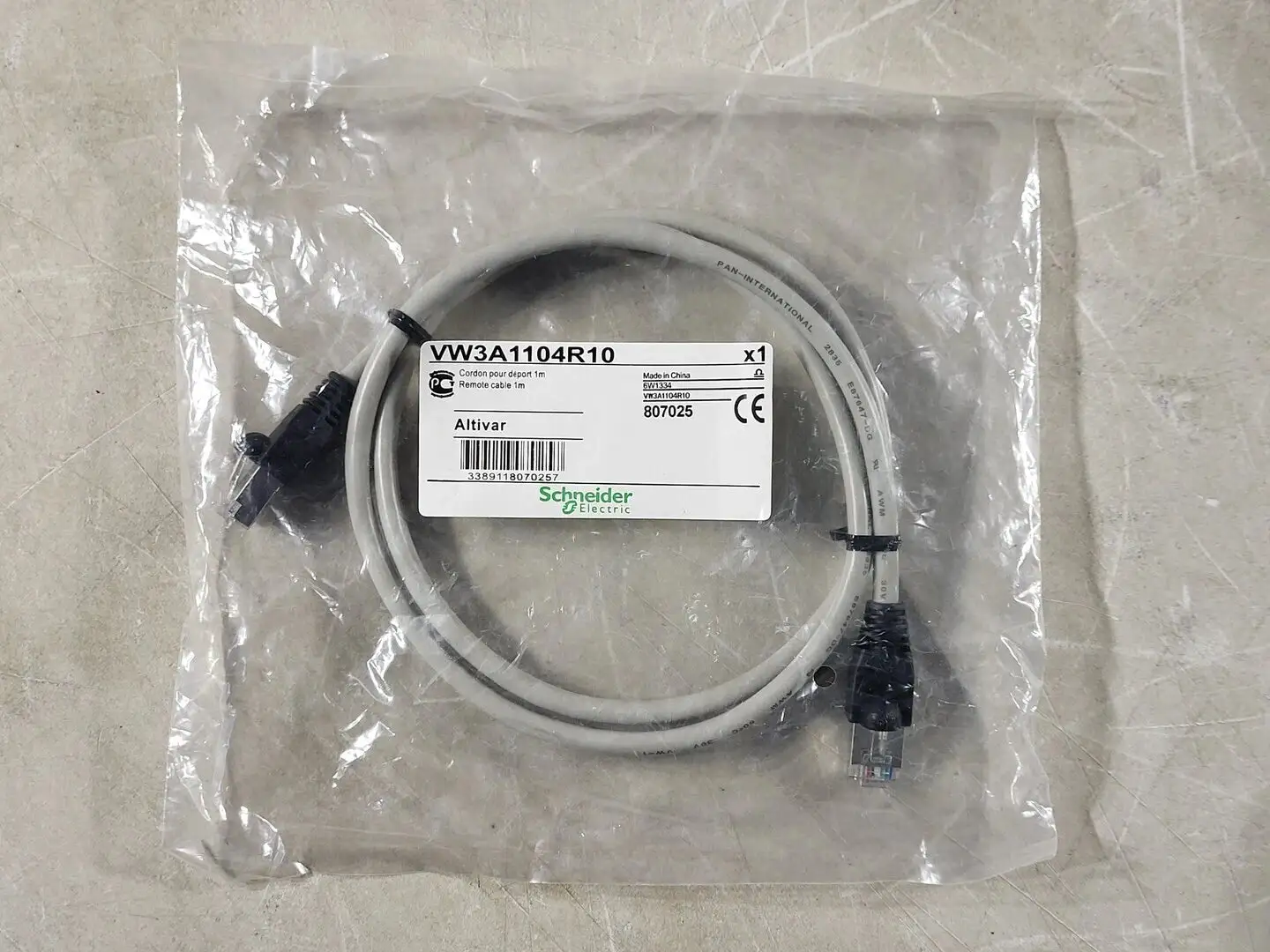 NEW SCHNEIDER ELECTRIC VW3A1104R10