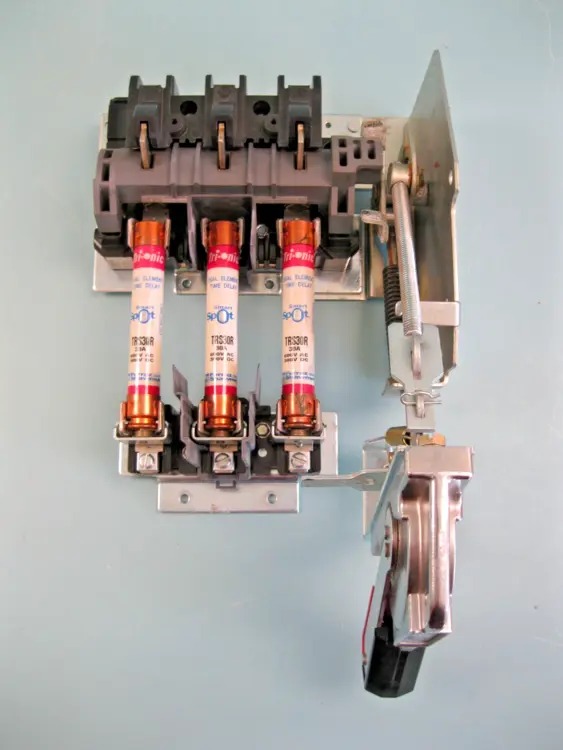 Used Allen-Bradley 1494U-F30 Misc Electrical & Power Parts New Hampshire US | Bitter End Trading #1127998