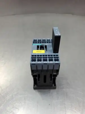 Siemens 3RT20162BB42 SIRIUS Contactor w/3RT29161BB00 Module (LOT OF 3) 4C44