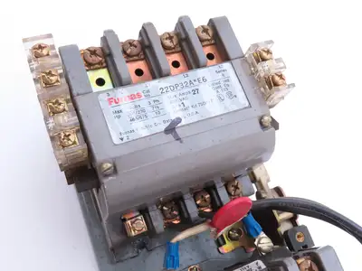 Furnas 22DP32A E6 Reversing Motor Starter 10Hp Size 1 Max 27A 600 VAC Overload
