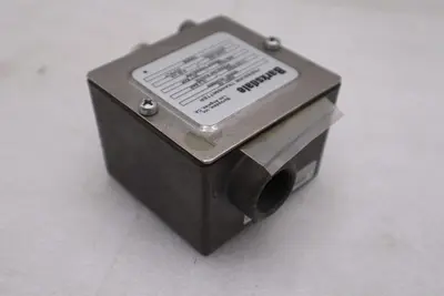 BARKSDALE 425N1-05 / 425N105 PRESSURE TRANSMITTER - STOCK GF447