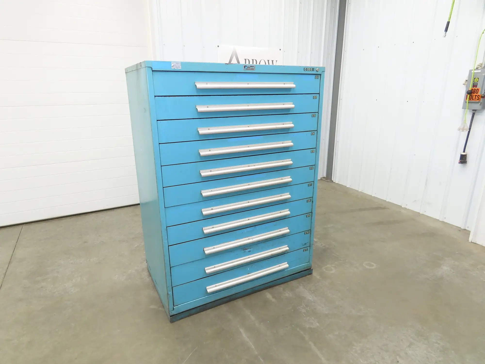 Nu-Era Modular Tool Storage Cabinet 11 Drawer 45x28x61" Stanley Vidmar Blue