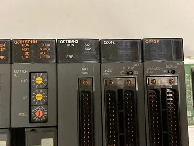 USED MITSUBISHI Q61P, Q01UCPU, QJ61BT11N (X2), QD75MH2, QX42, QY42P