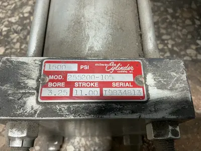 Used MILWAUKEE CYLINDER 255200105 Pumps Ohio US | HGR 24 #1541533
