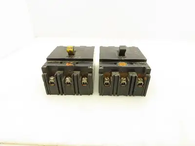 Square D 989370 Circuit Breaker 70A 3 Pole 250V Lot of 2