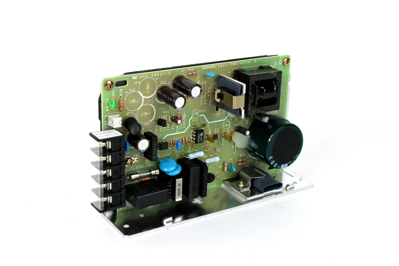 USED OMRON S82J-05024A