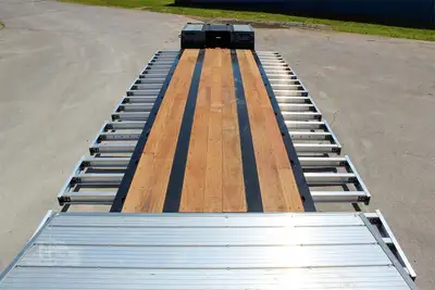 New | in-Stock 2025 JET _UNKNOWN_ Lowboy Trailers Tennessee US | LMI Tennessee LLC #1505102