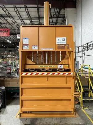 USED HARMONY M60CB VERTICAL BALER