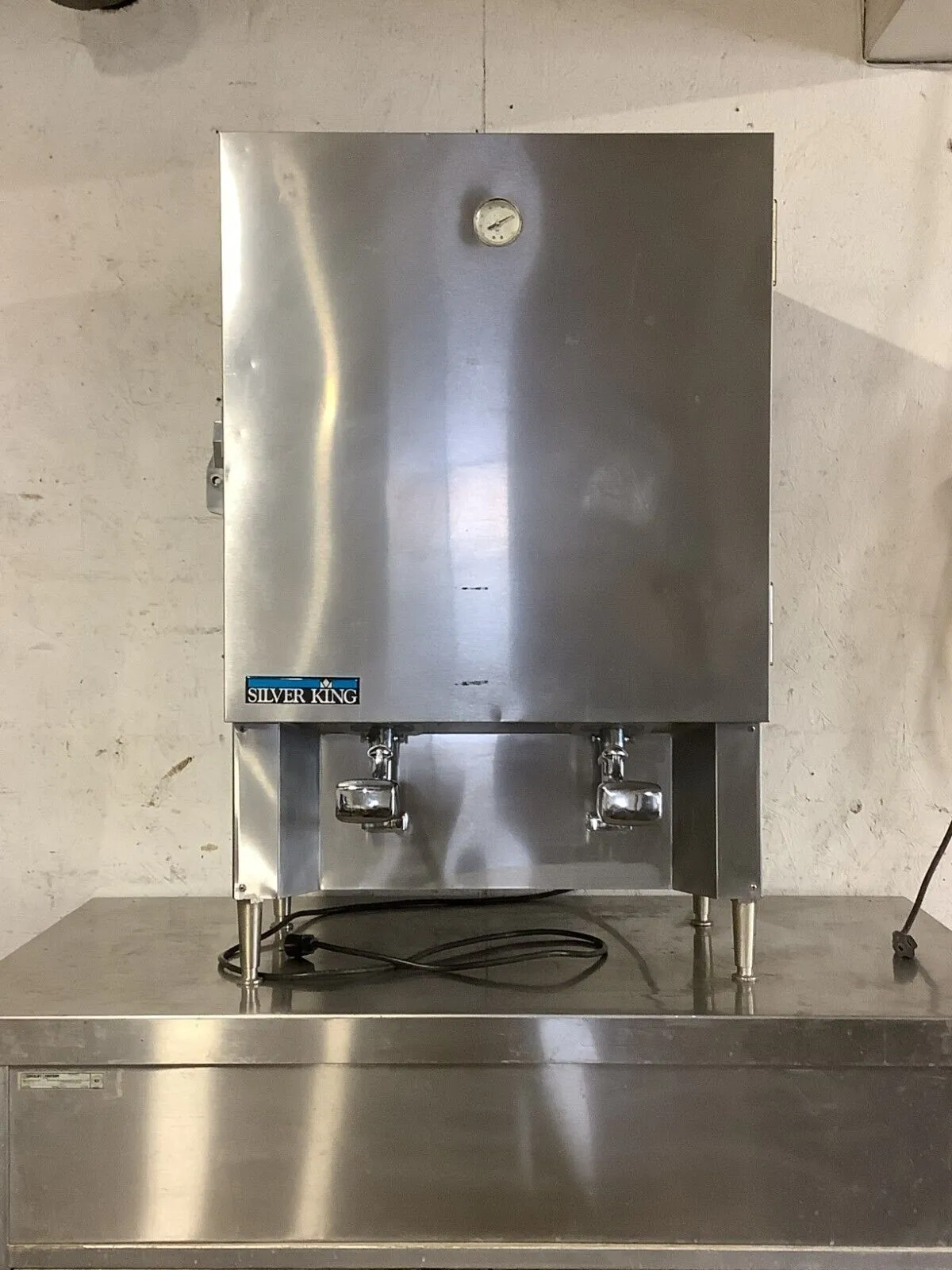 152-0664 Silver King SK21-MP Self Contained 2 Compartment Milk Dispenser