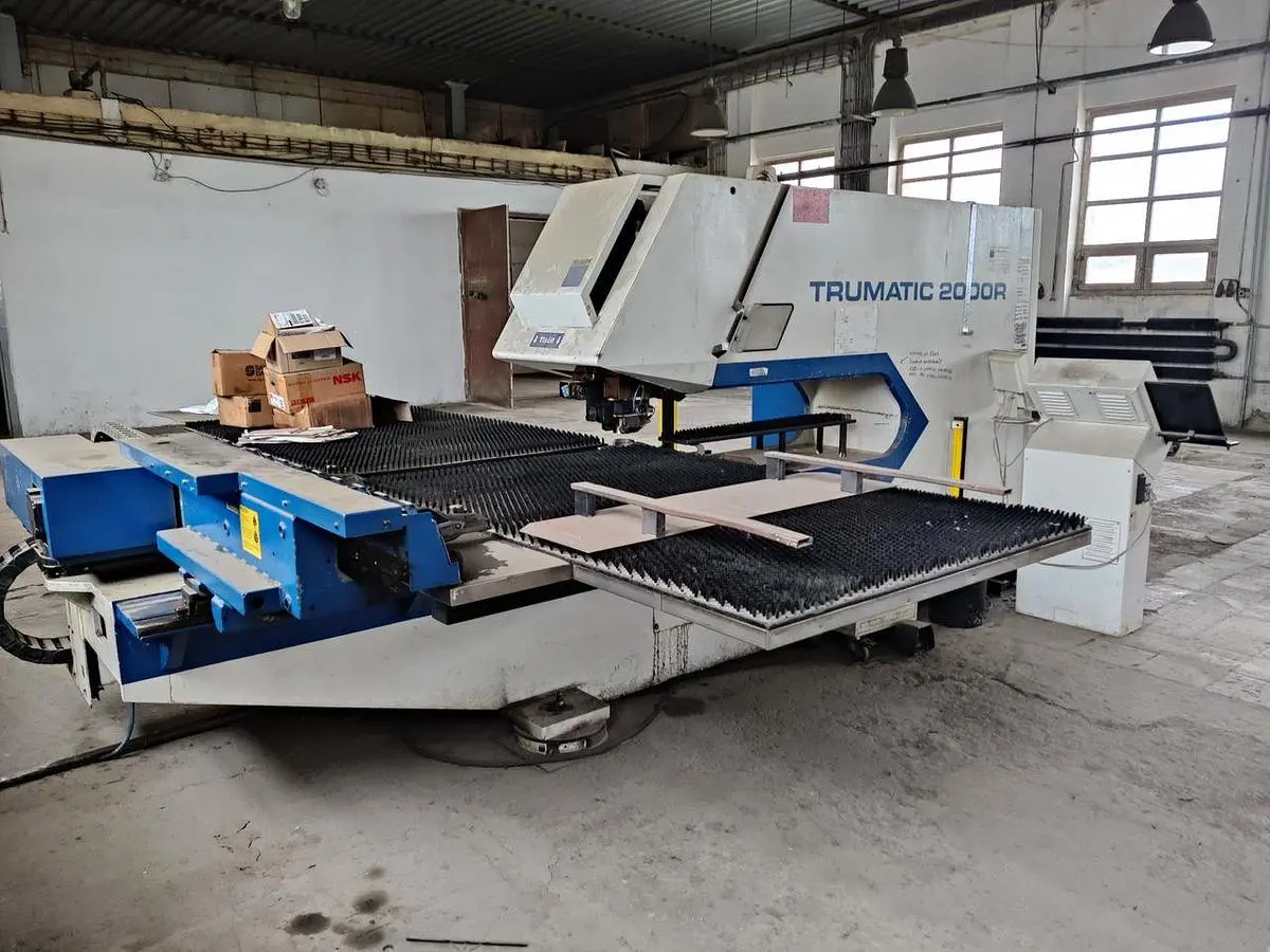 Used 2003 TRUMPF TRUMATIC 2000 R Turret Punches CZ | Amaron s.r.o. #1056827