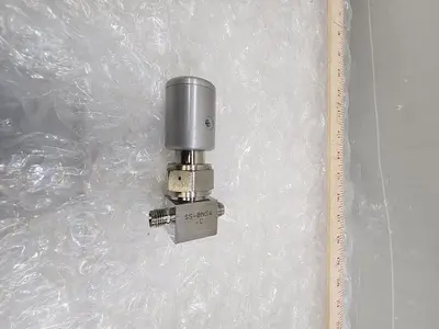 SWAGELOK SS-BNS4-C Bellows Sealed Valve