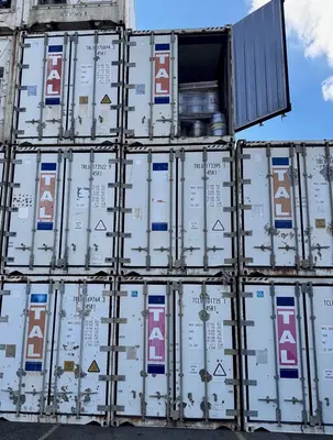 40' SHIPPING CONTAINER. STOCK # 0993125.
