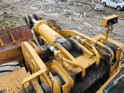 Used 2004 CATERPILLAR 990 Skid Steer Loaders British Columbia CA | Lenmark #277799