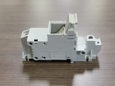 USED LEGRAND 216 01