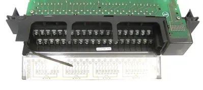 GE FANUC IC697MDL250 32 POINT INPUT MODULE