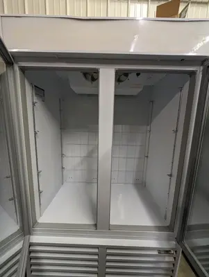 USED BEVERAGE-AIR CFG48-5