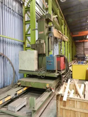 USED DOUBLE HEAD LINCOLN WELDING DERRICK 30 000 MM LENGTH
