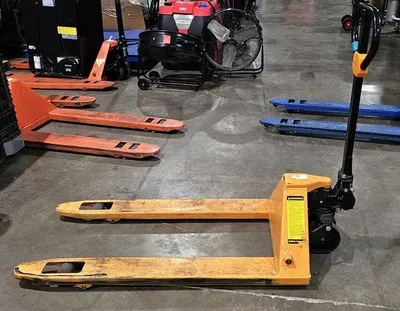 Used Global Industries #5000 Pallet Jacks Oregon US | RTR Services #1538057