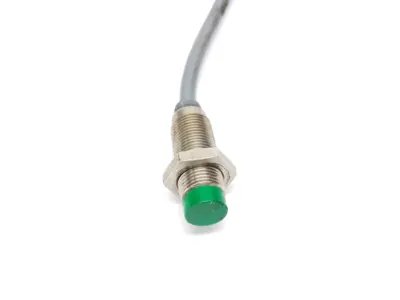 E57SAL12T111E | Eaton Cutler-Hammer  Inductive Proximity Sensor 0.47" Dia. 6-48VDC - Used