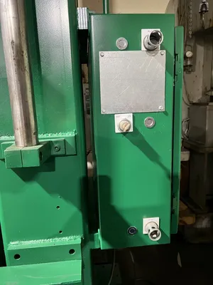 9 Ton Custom Press • Used Custom Custom Press