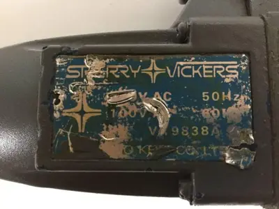 USED VICKERS DG5V76CTPLT10JAS443