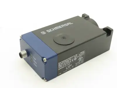 Schmersal AZM400Z-ST-1P2P Solenoid Interlock Safety Switch Electronic RFID