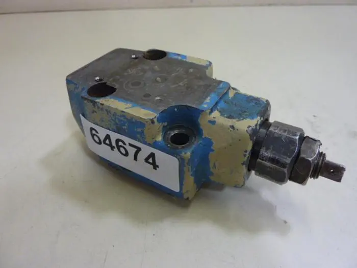 Used VICKERS CVCSC1S2W24510 Valves/Fittings Michigan US | Ideal Machinery #579790