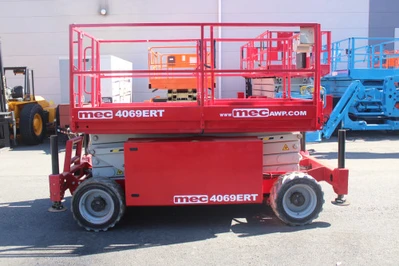 Used 2018 MEC 4069ERT Scissor Lifters Pennsylvania US | National Lift Equipment #1407786