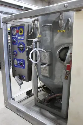 2015 GRACO ECOQUIP EQ600S Vapor Abrasive Blast | Levy Recovery Group (8)