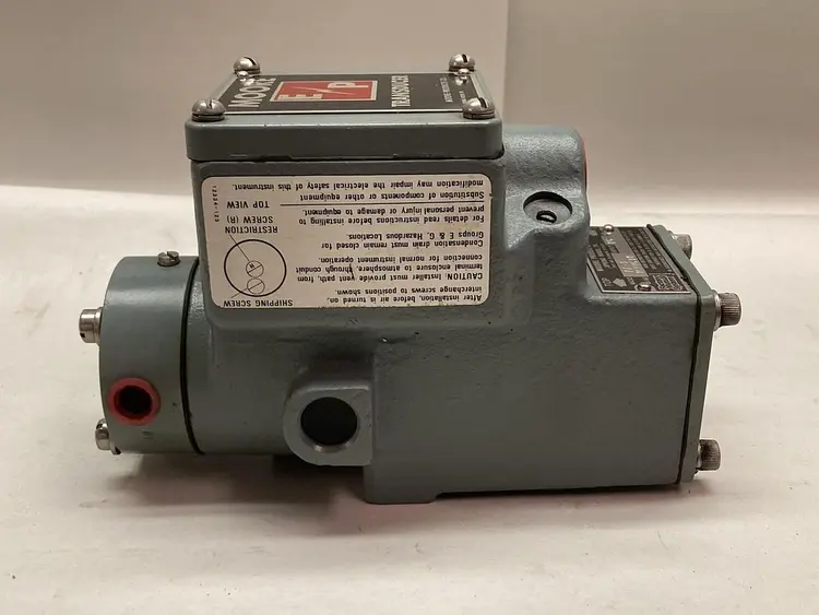 New | in-Stock MOORE 77-3 Industrial Controls | Surplus Asset Holdings #1220626