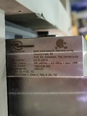 0-15 kPa Pressure Gauge 837-3 Assembly w/ Enclosure Valve And Insulation